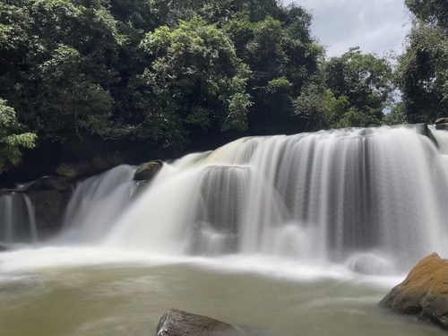 Mookanamane Abbi Falls