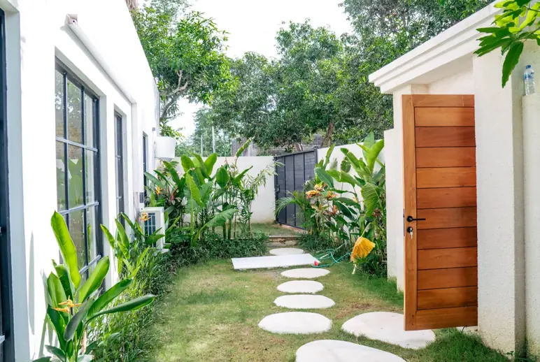 Modern 3-Bedroom Leasehold Villa