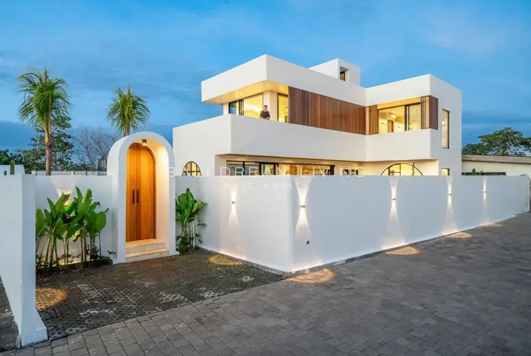 Elegant 3-Bedroom Villa in Padang Padang, Uluwatu