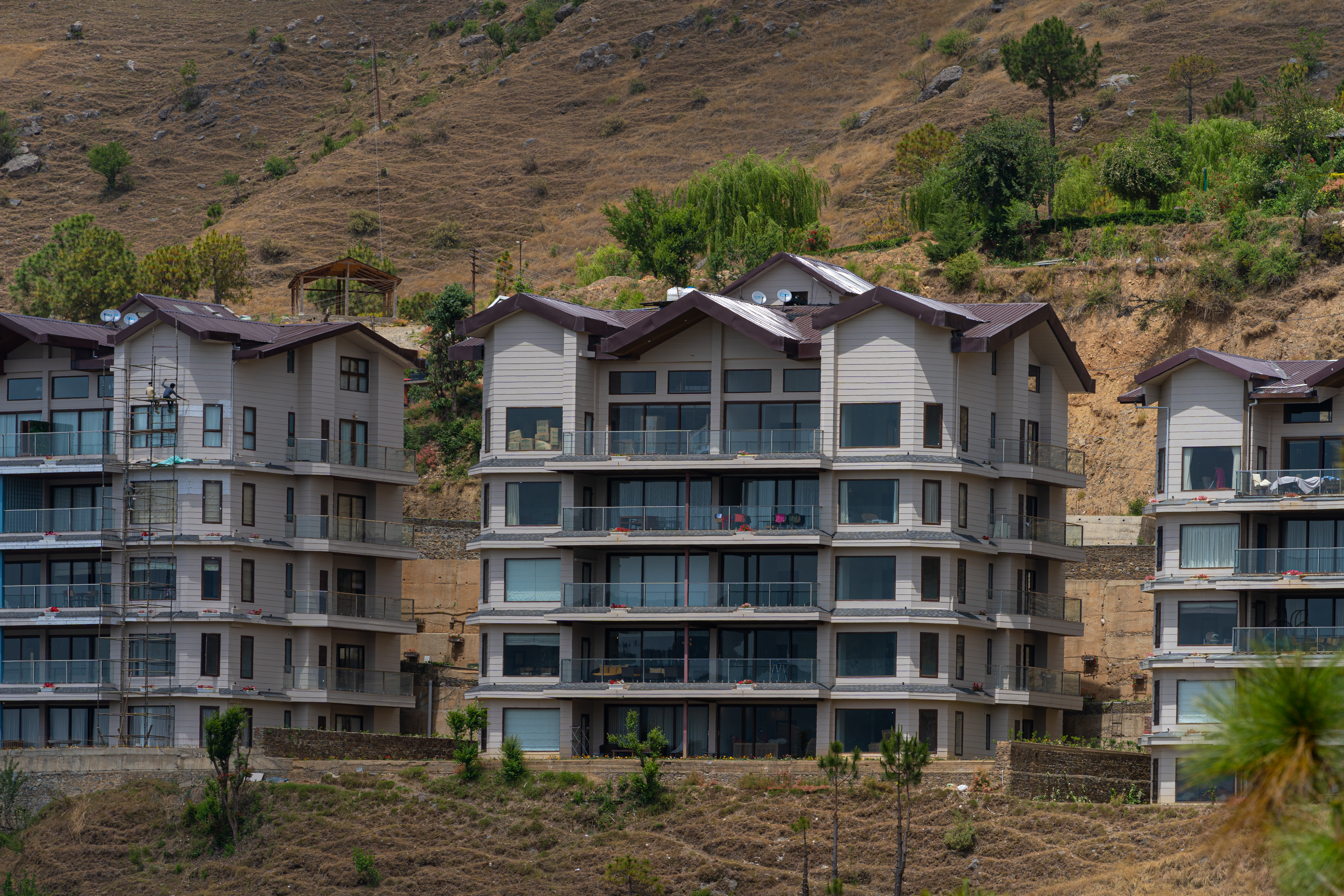 Auramah Valley